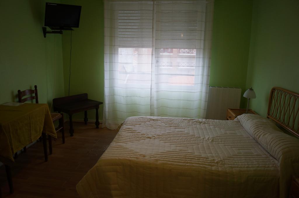 Le Novel Hotel